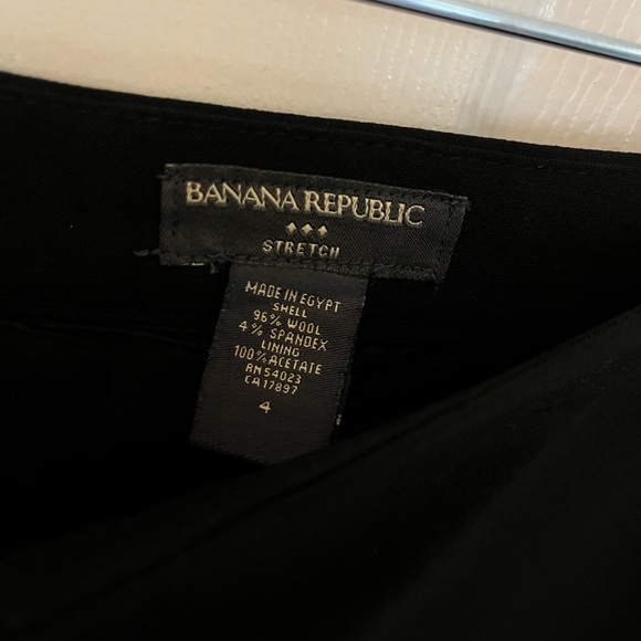 Banana Republic Women’s Pencil Classic Black Skirt Size 4 - Picture 1 of 4